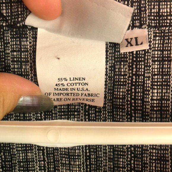 SOLD | Hot Cotton Boxy Linen Button Up - Picture 8 of 10